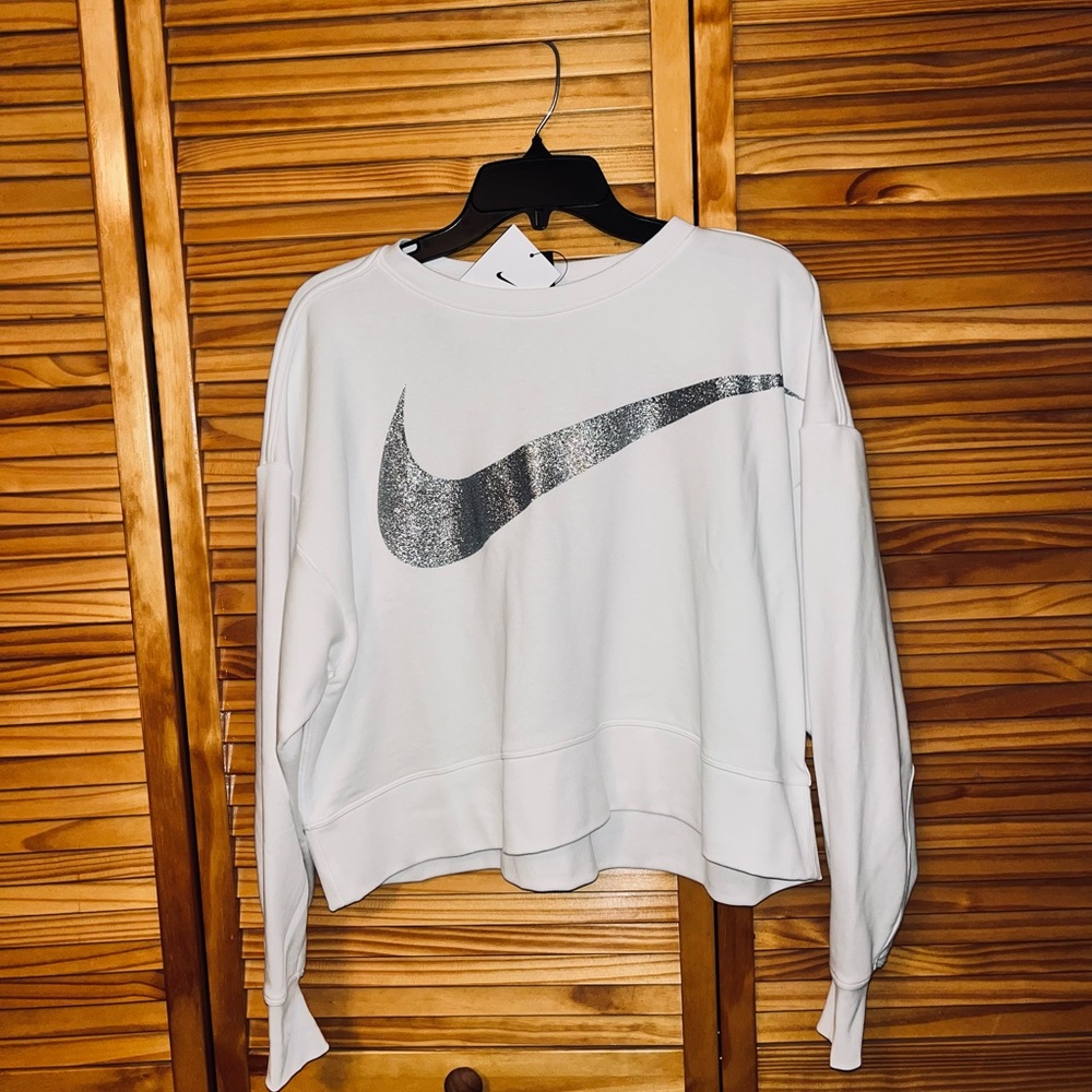 NWOT NIKE CROP SWEATSHIRT SPARKLES LOGO